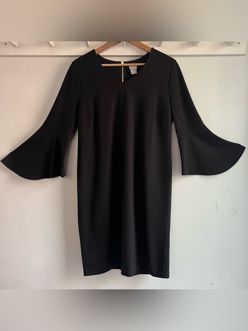 Chico’s Black Bell Sleeve Sheath Dress Gold Back Zip Career Size 0.5 US 6/S